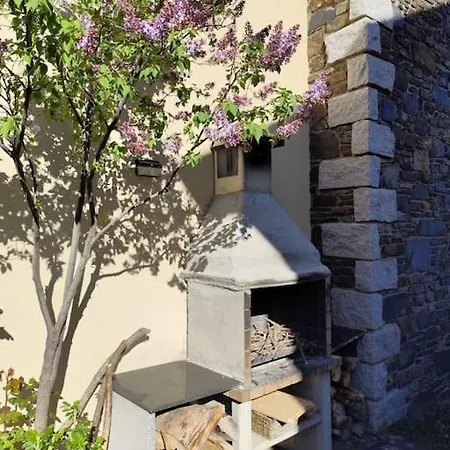Casa 3 Vents A Santa Leocadia Daire Sainte-Léocadie